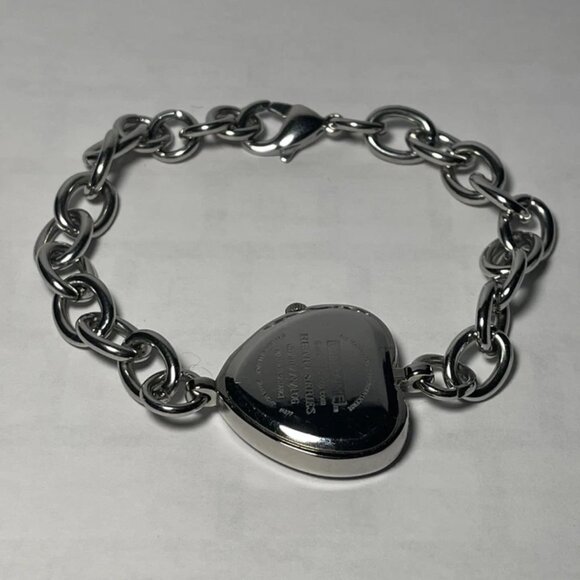 Chicago Cubs MLB Heart Stainless-Steel Bracelet Watch by Game Time NEW - Picture 3 of 3